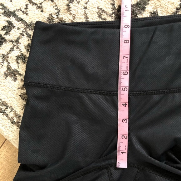 NOLI yoga vivid camo leggings M - Picture 9 of 12